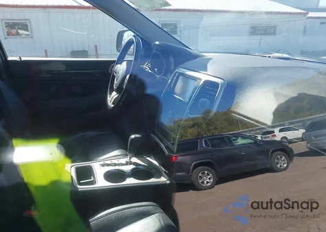 2011 Jeep Grand Cherokee Laredo from USA, damaged, VIN 1J4RR4GG9BC738219